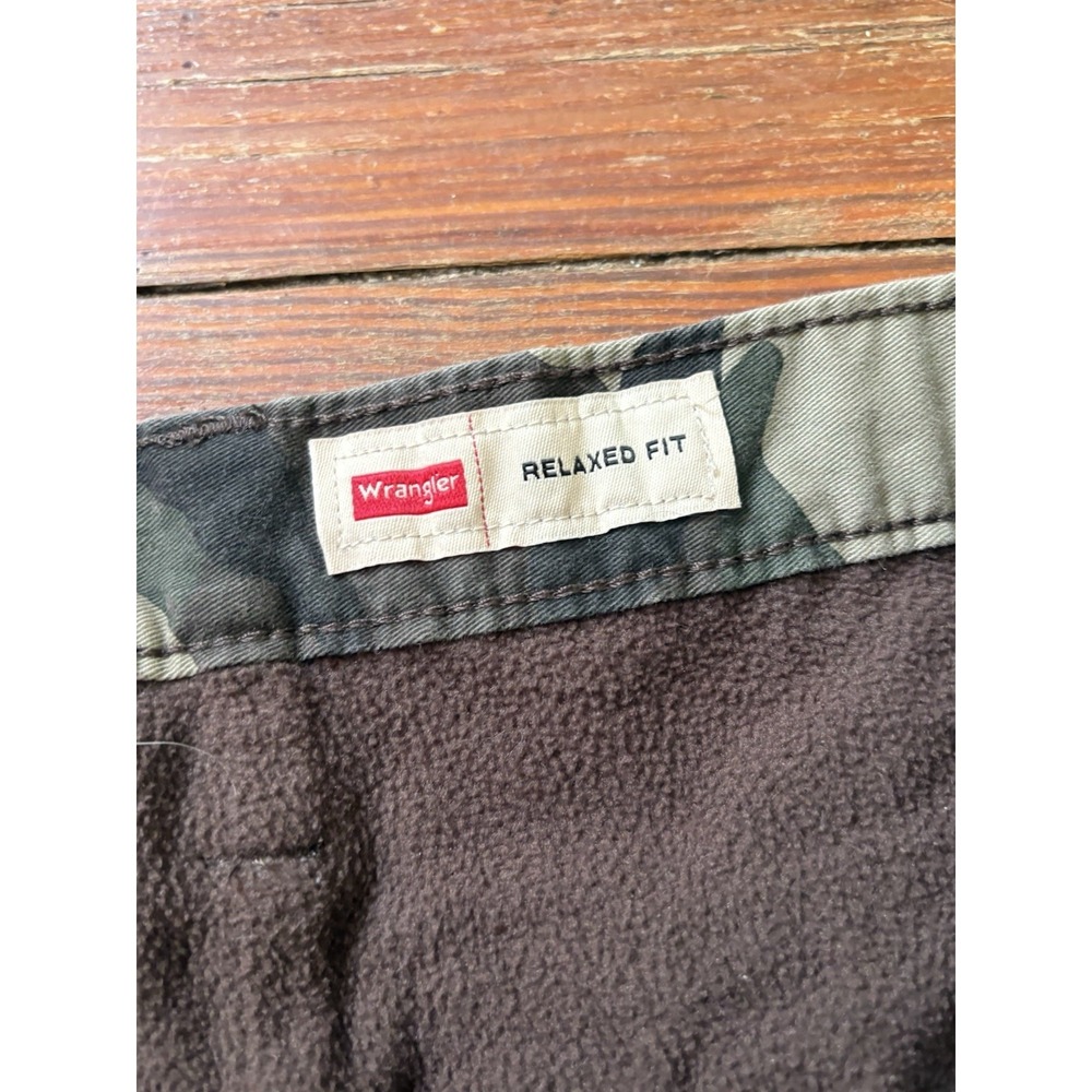 Wrangler Camouflage Cargo Pants Mens 40x30 Green Camo Fleece Lined - Picture 4 of 7